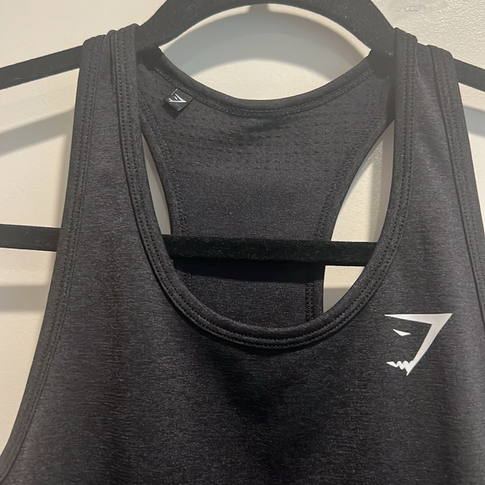 Gymshark Tank - Picture 2 of 4
